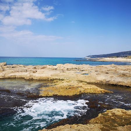 Travel Hotel Gesher Haziv Buitenkant foto