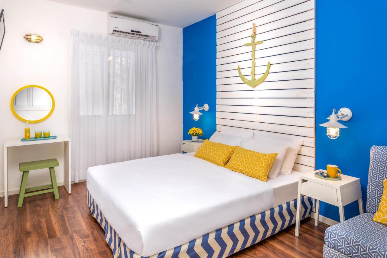 Travel Hotel Gesher Haziv Buitenkant foto