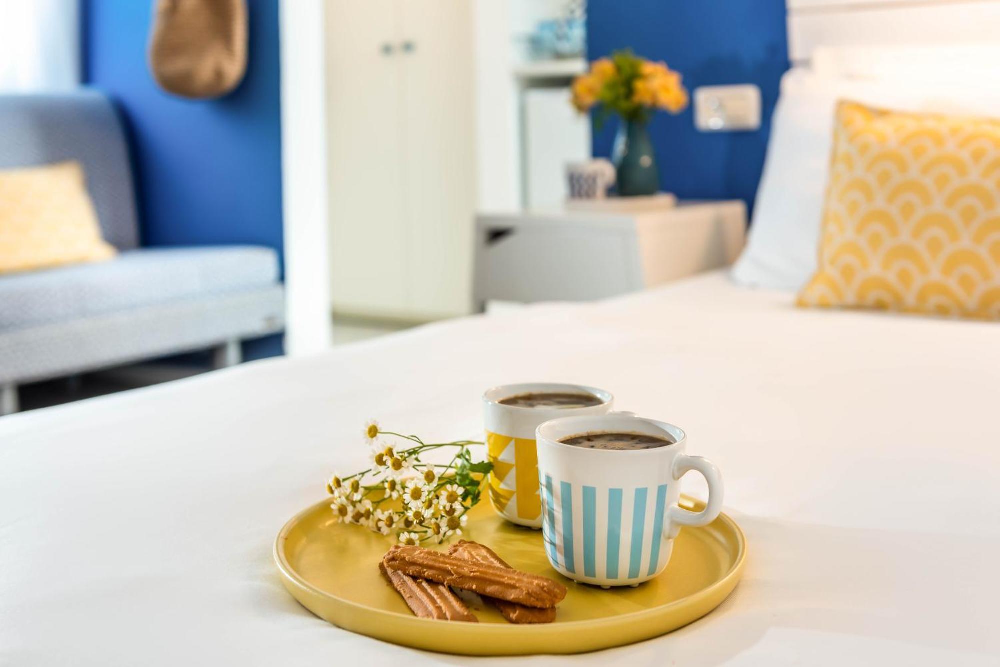 Travel Hotel Gesher Haziv Buitenkant foto