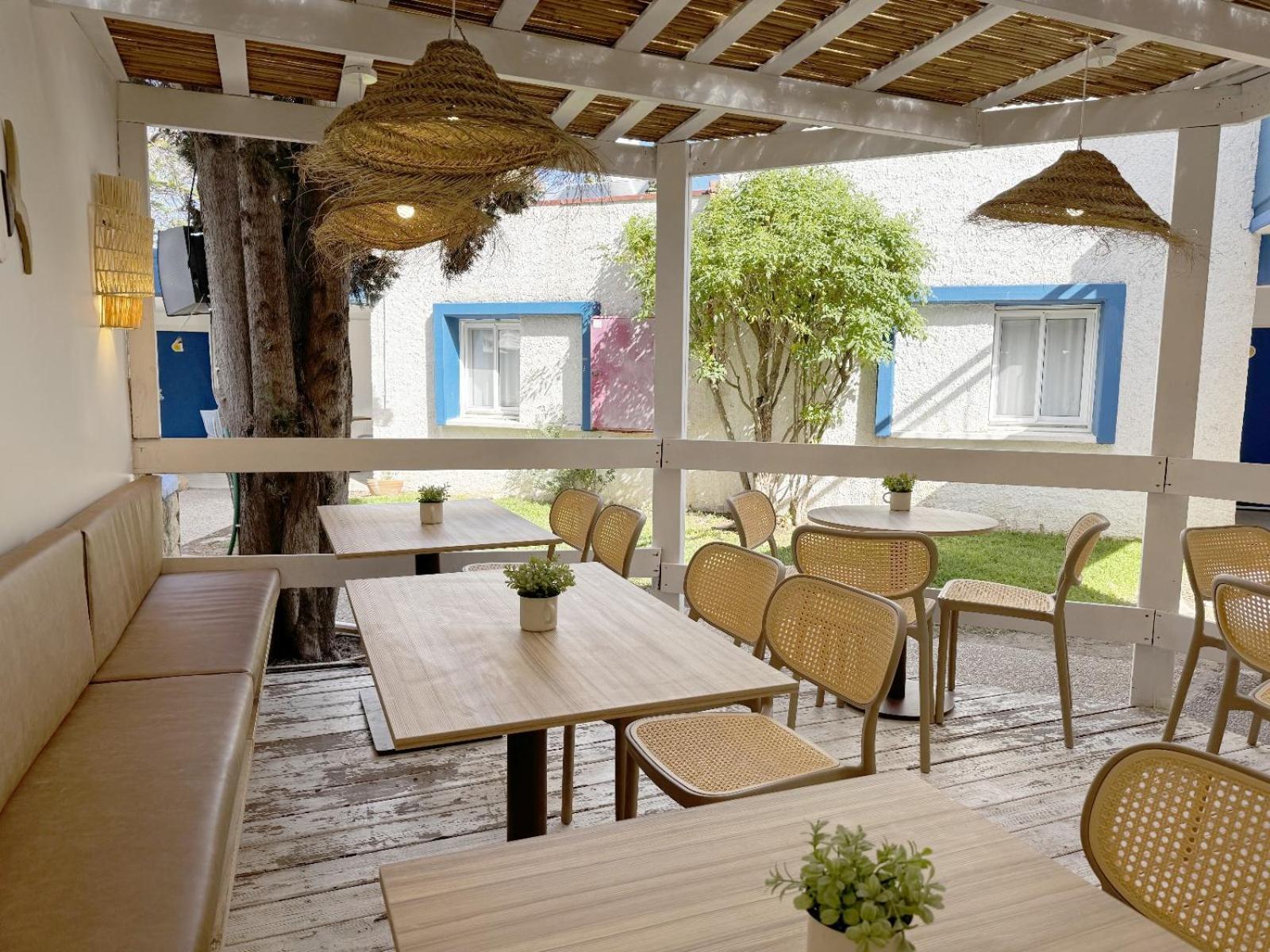 Travel Hotel Gesher Haziv Buitenkant foto