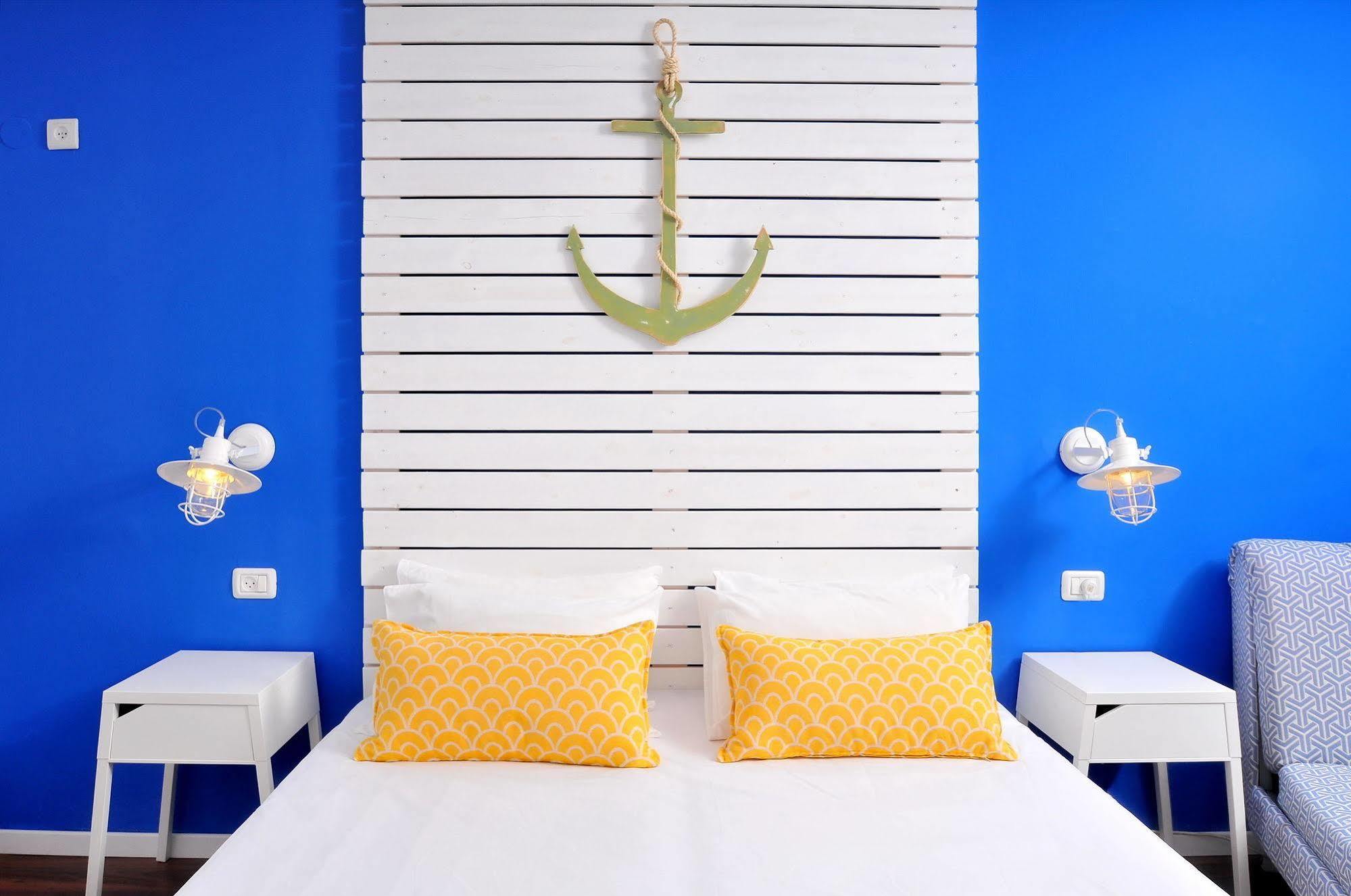 Travel Hotel Gesher Haziv Buitenkant foto